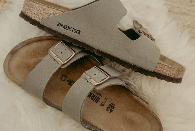 Het ene paar sandalen dat ik elke zomer weer aantrek
